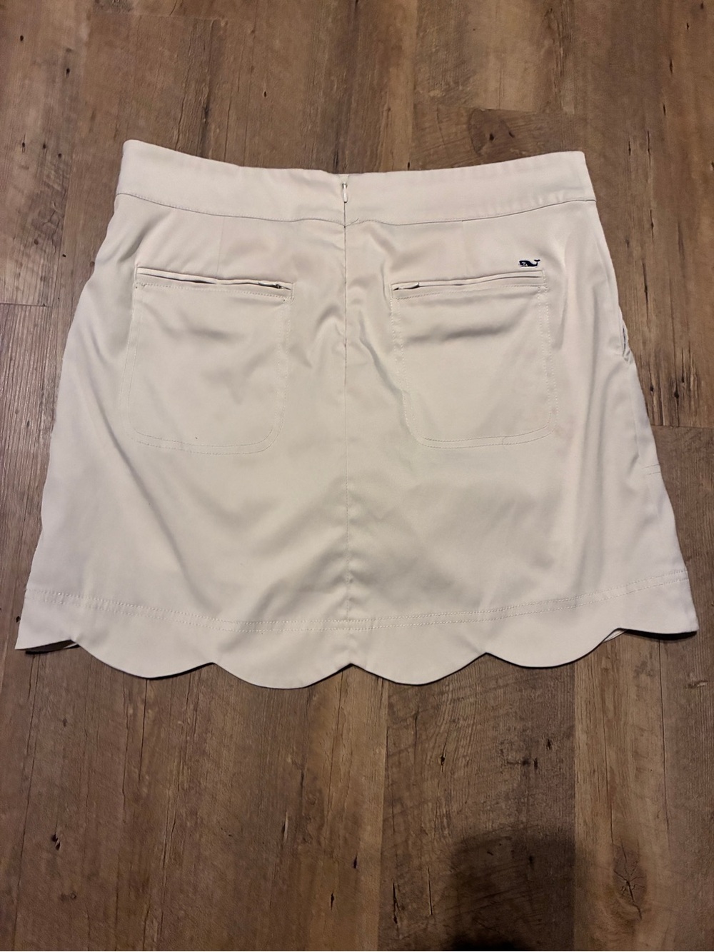 Vineyard Vines Scallop Hem Skirt - Picture 2 of 9
